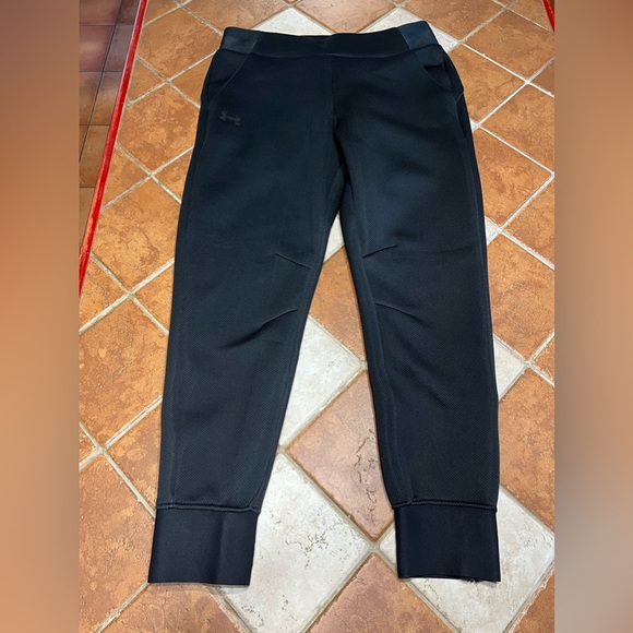 Under Armour Women’s Move Pants - Picture 5 of 16